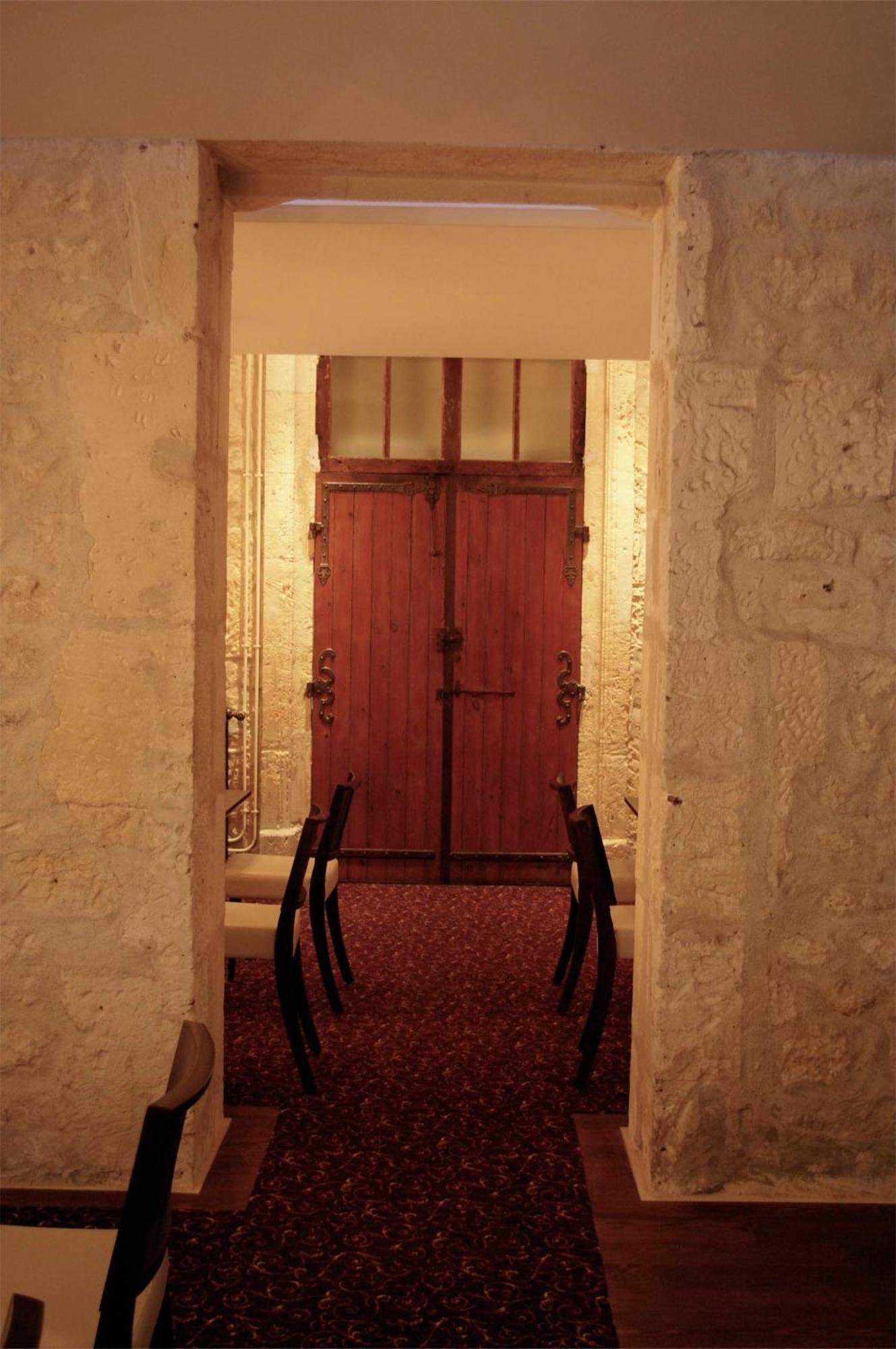 Hostellerie Du Coq D'or Jonzac